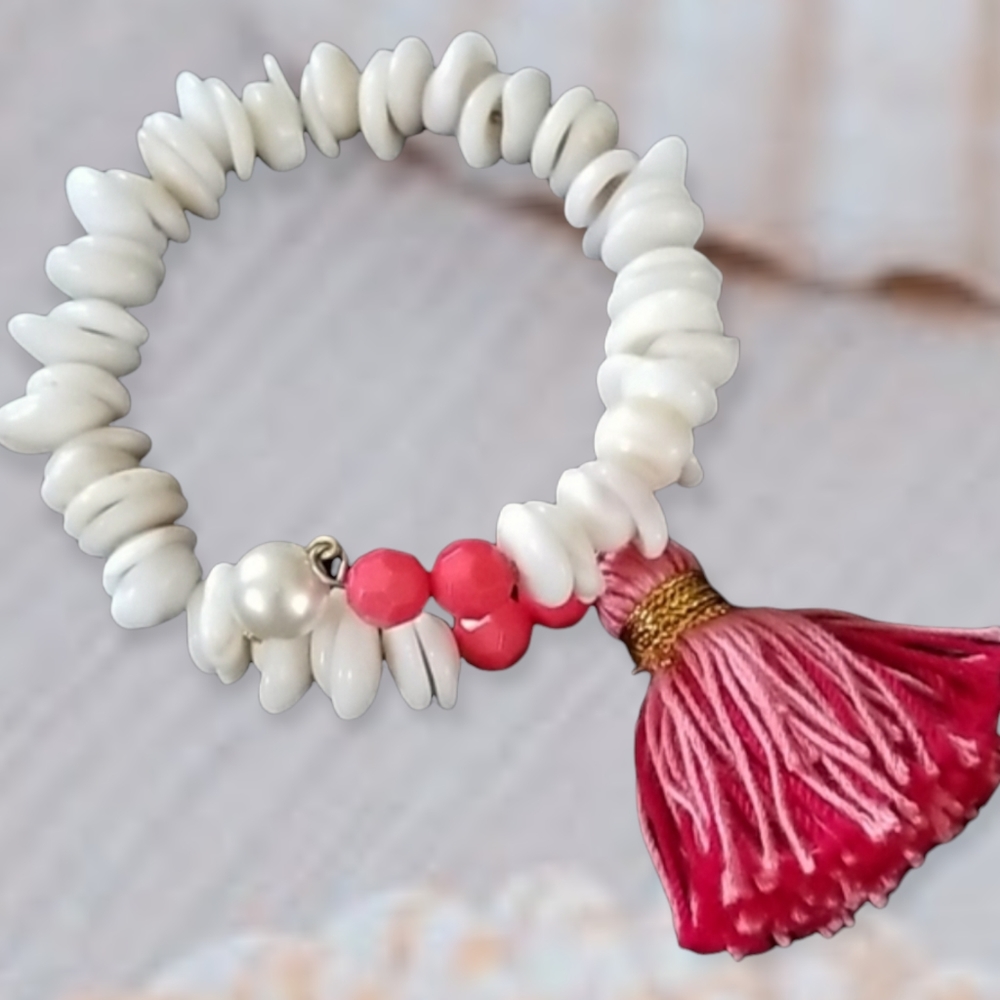 Hand Crafted Natural Shell Wired Wrap Bracelet Wi… - image 4